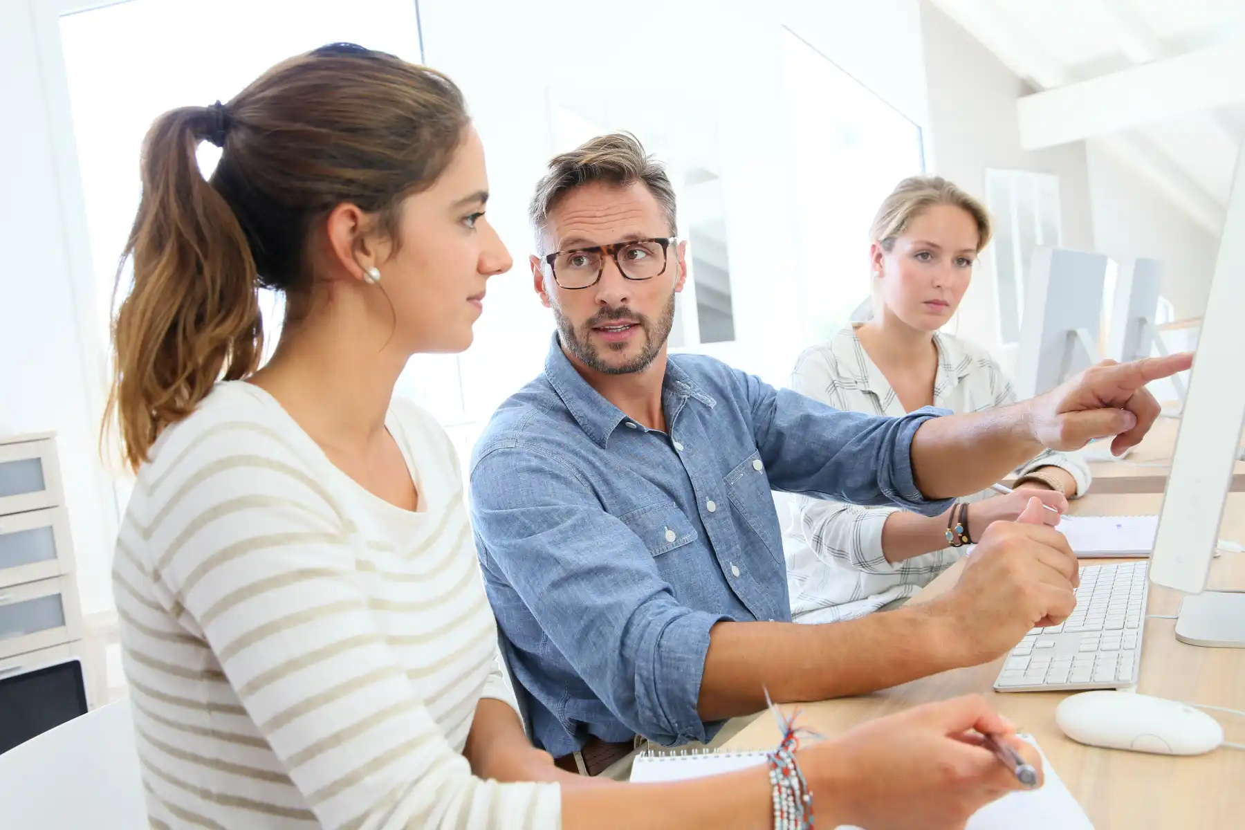 LLC vs S Corp for Small Business: Which Structure Fits Your Tax Strategy?